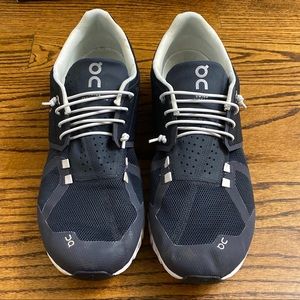 Navy/White Men’s Sz 11 On Cloud 2.0 Running Shoes